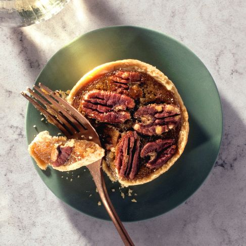 Individual-Pecan-and-Maple-Tart-F26900-ED