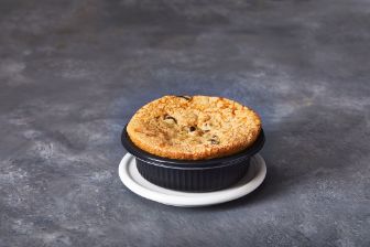 4oz_Warmable_Cake_Cup_Molten_Chip_Cookie_0126