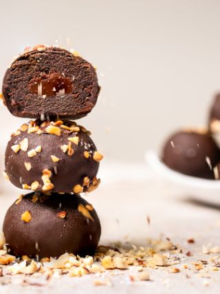 10608-CAKE-POPS-DEVIL--bassa-