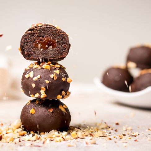 10608-CAKE-POPS-DEVIL--bassa-