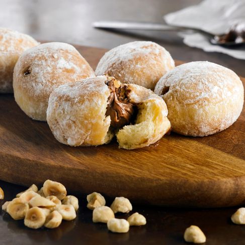 Chocolate-Hazelnut-Filled-Mini-Beignets-AB07012-ED