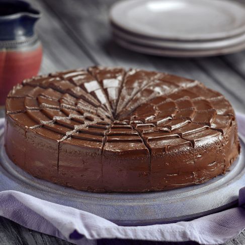 Chocolate-Fudge-Gateau-Cut-F03110-ED